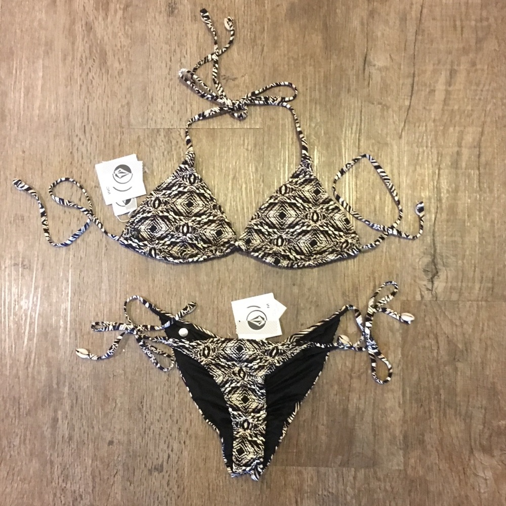 NWT Volcom Bikini